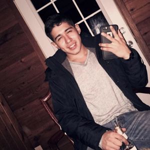 Meet your Posher, Brandon