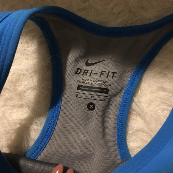 Nike dri fit sports bra - Picture 2 of 3