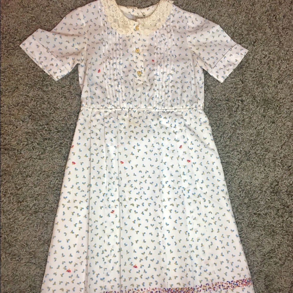 Filene's Vintage White Floral Dress