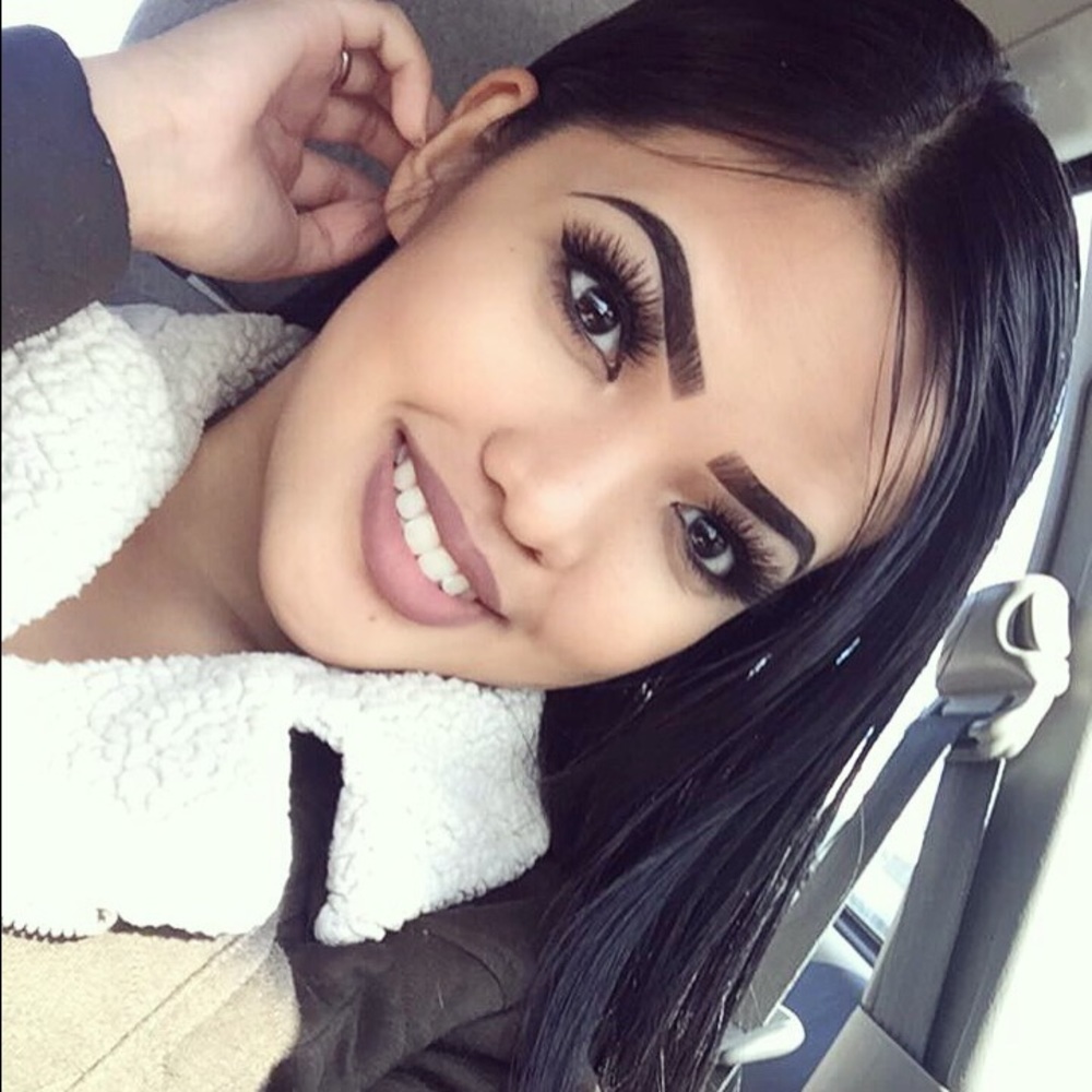 Meet your Posher, Katrina