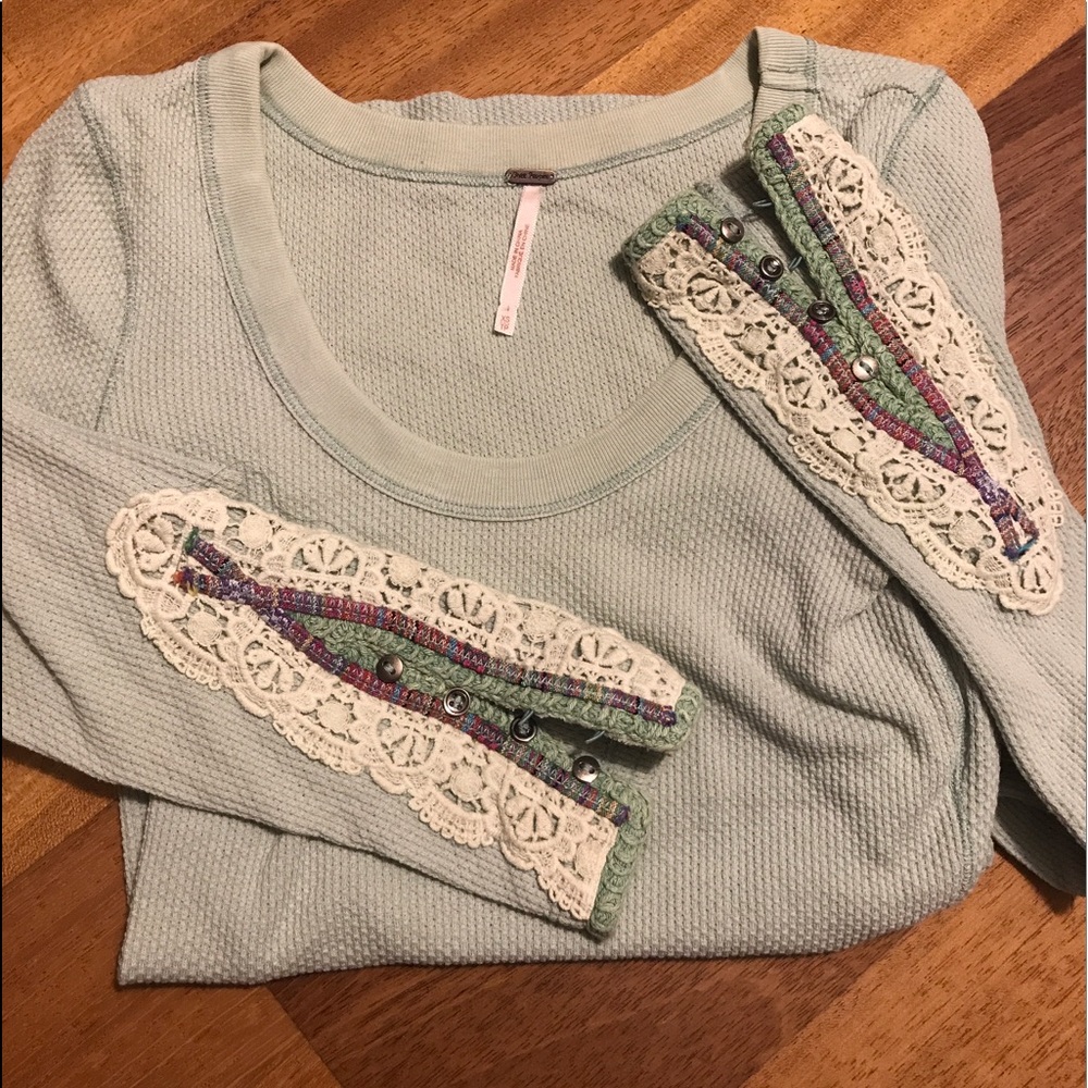 Free People fiesta cuff XS,gently used