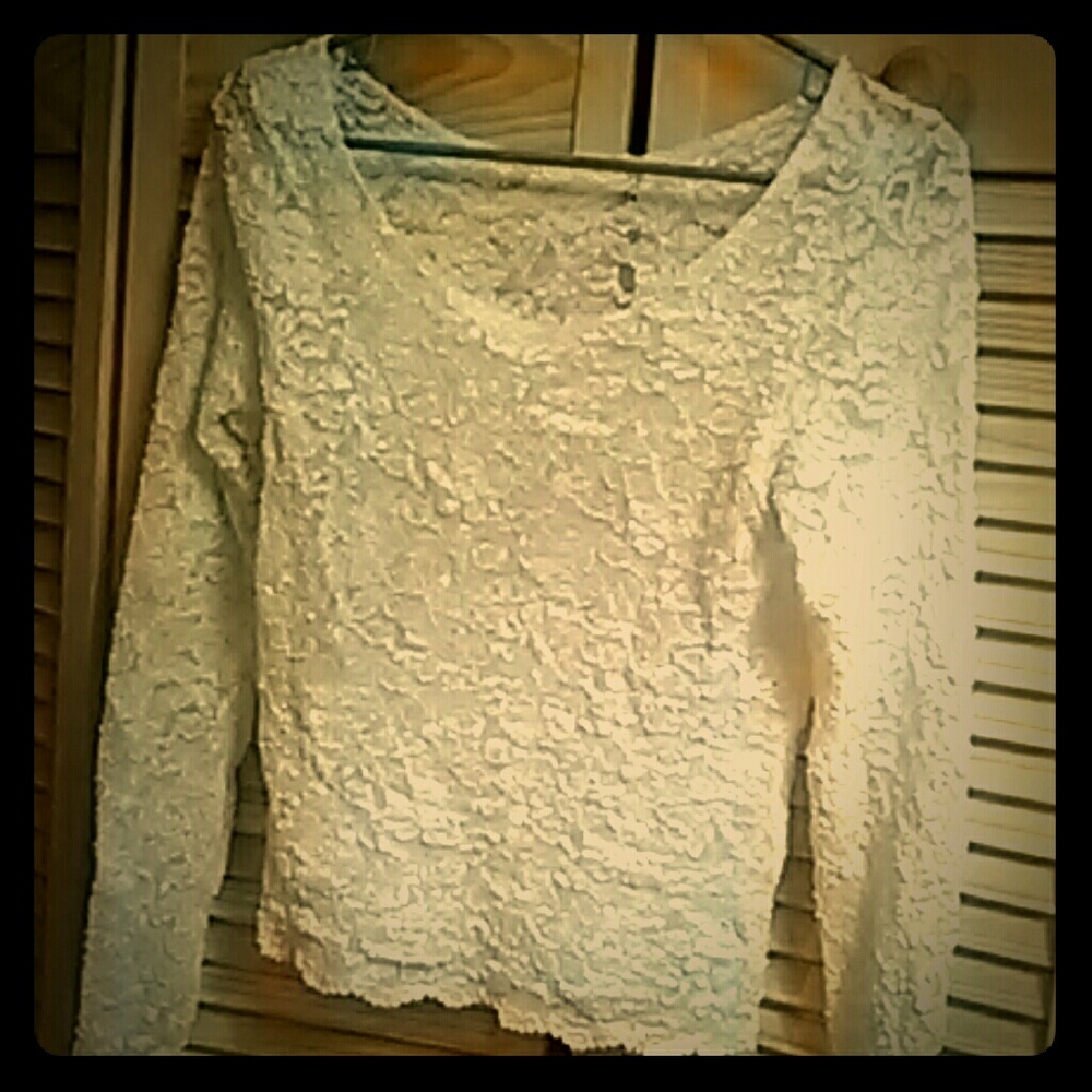 Vintage lace long sleeve