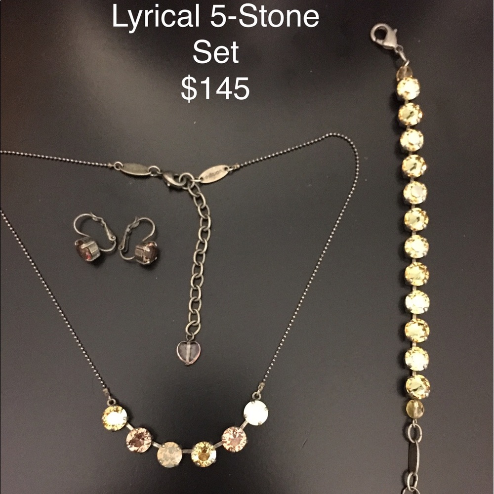 Sabika Lyrical 5-stone Set