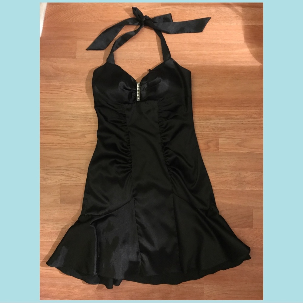 Black satin dress size M