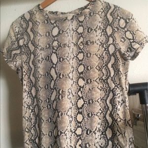 Michael kors t-shirt medium