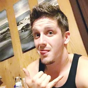 Meet your Posher, Cody