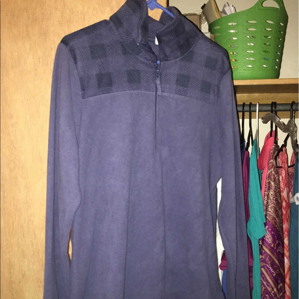 Fleece pullover