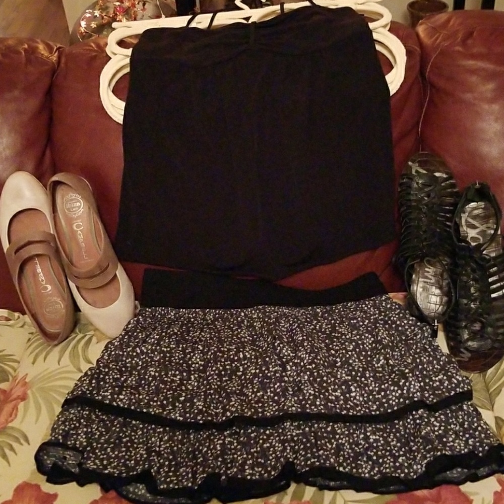 Hazel black mini skirt w/ black elasticised  waist