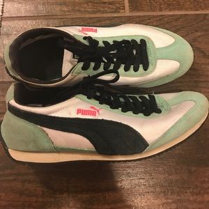 Puma Suede Women's Sneakers, size 7.5
