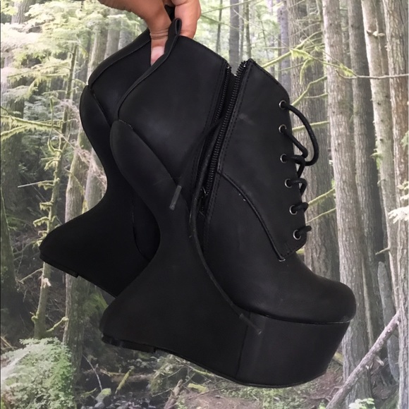 Heelless illusion booties - Picture 1 of 2