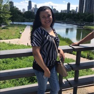 Meet your Posher, Marcela