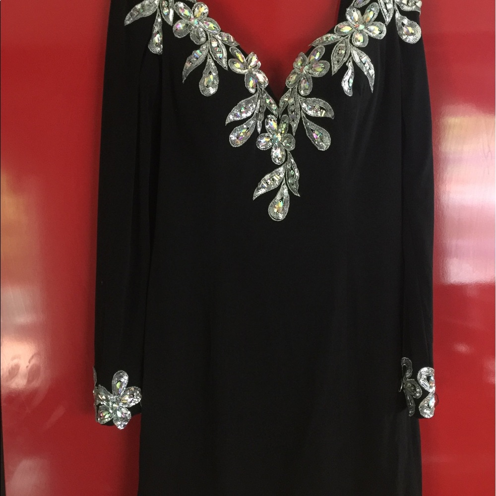 Sexy classy dress size 10 - Picture 2 of 3