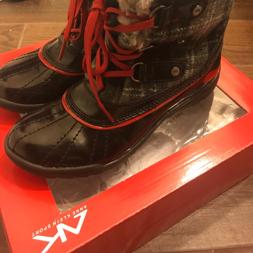 Anne Klein winter boots, women's size 7