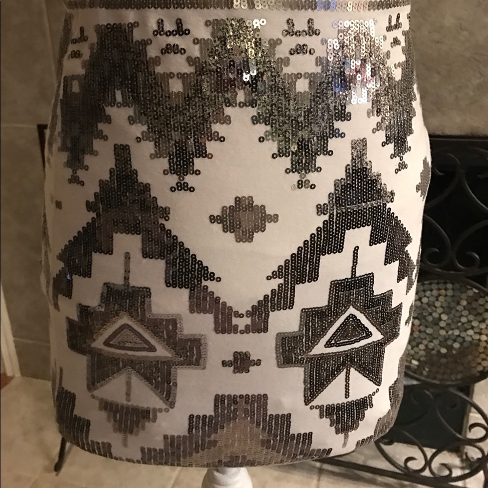 Express mini skirt - Picture 2 of 4