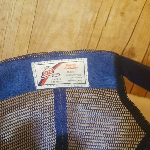 EXCLUSIVE VANS Off The Wall Skatepark - HB Hat - Picture 3 of 8