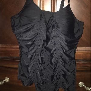 Lane Bryant 42DD swimsuit top tankini