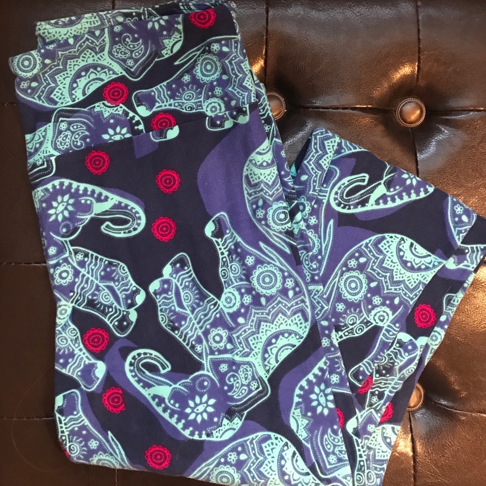Lularoe OS Paisley Elephants- UNICORN🦄