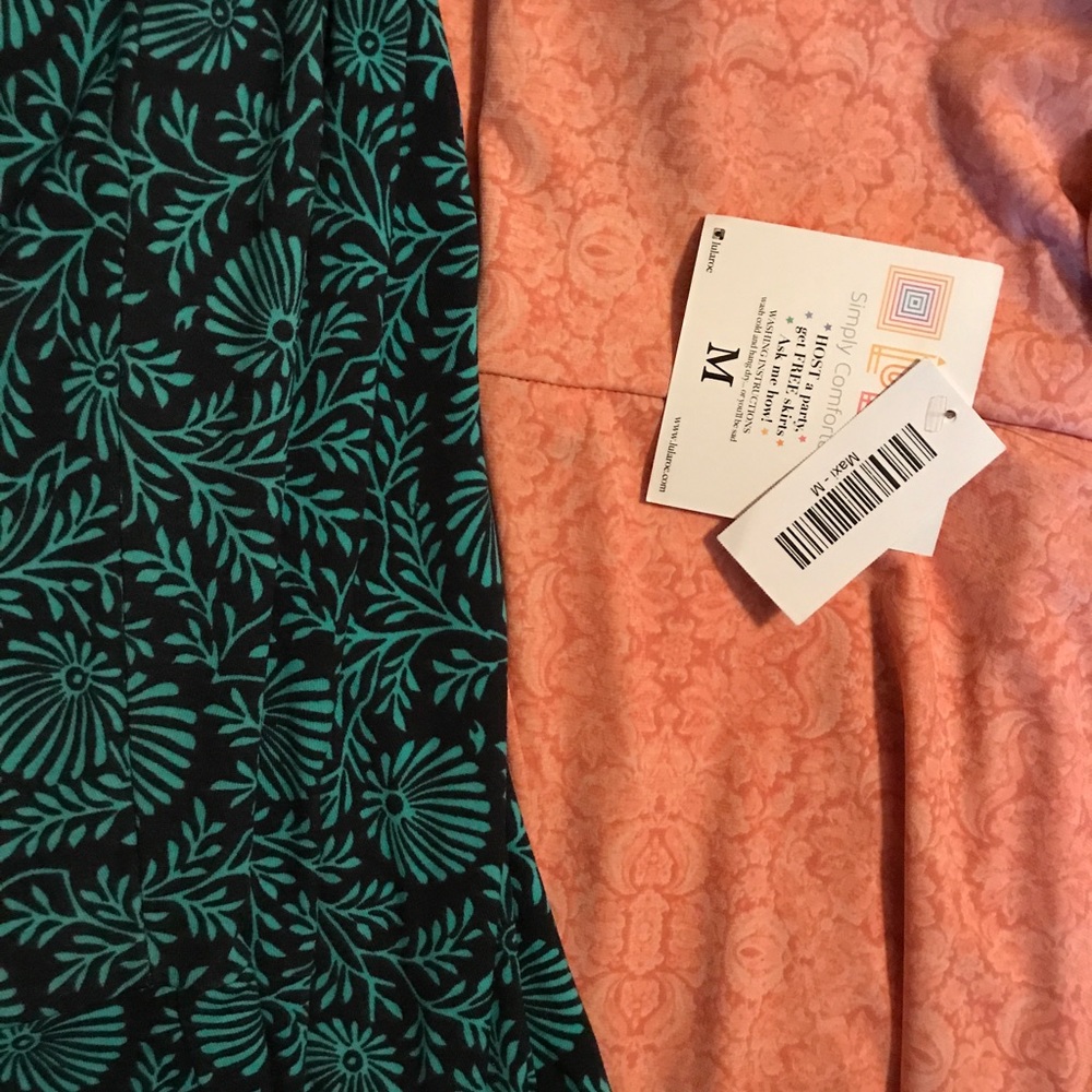 LuLaRoe size medium Maxis brand-new never worn