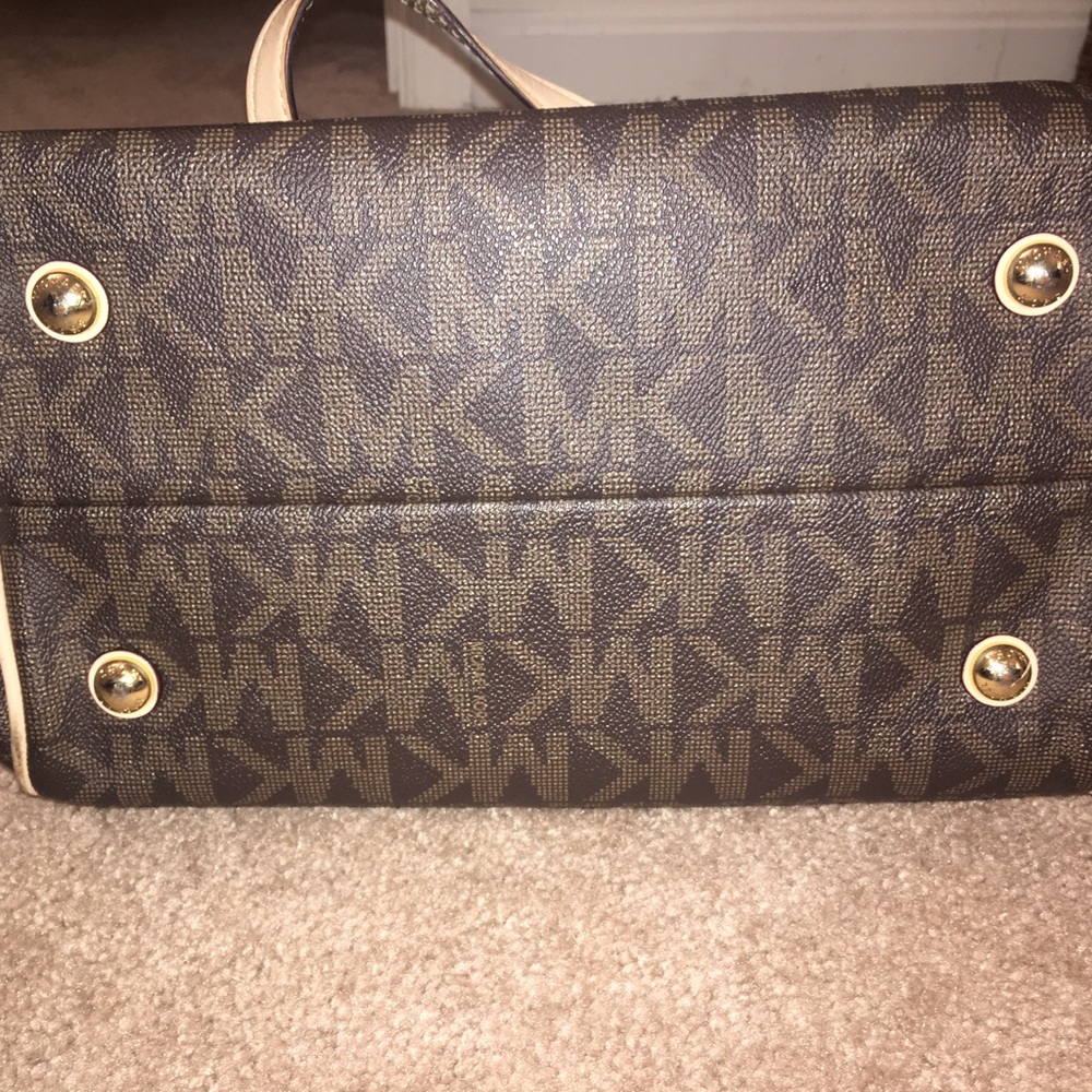 Michael Kors Monogram Grayson - Picture 3 of 4