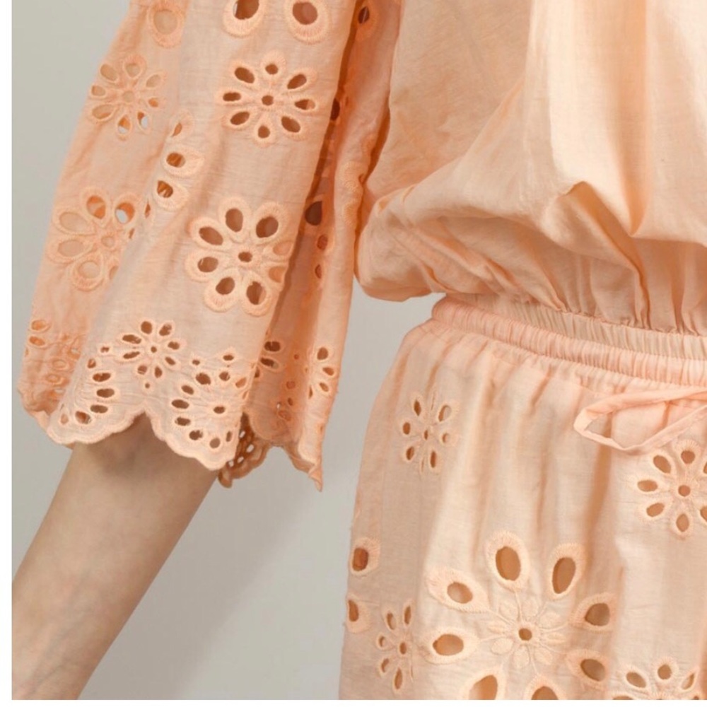 Peach Romper Eyelet/ Embroidery - Picture 4 of 4