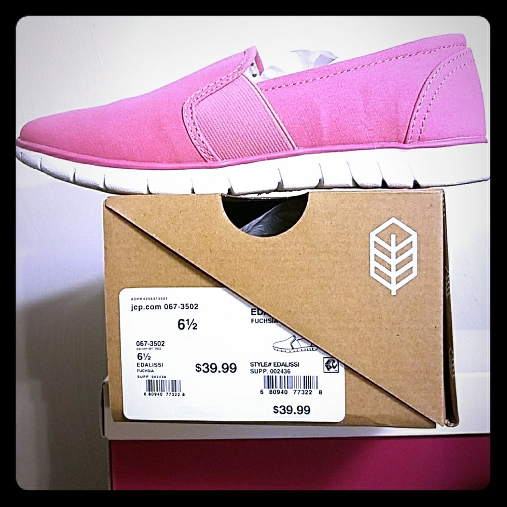 Shoe