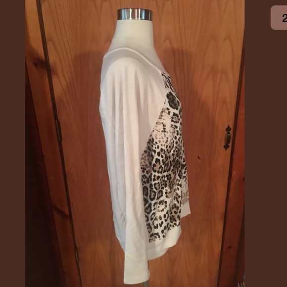 Sold - Picture 2 of 6