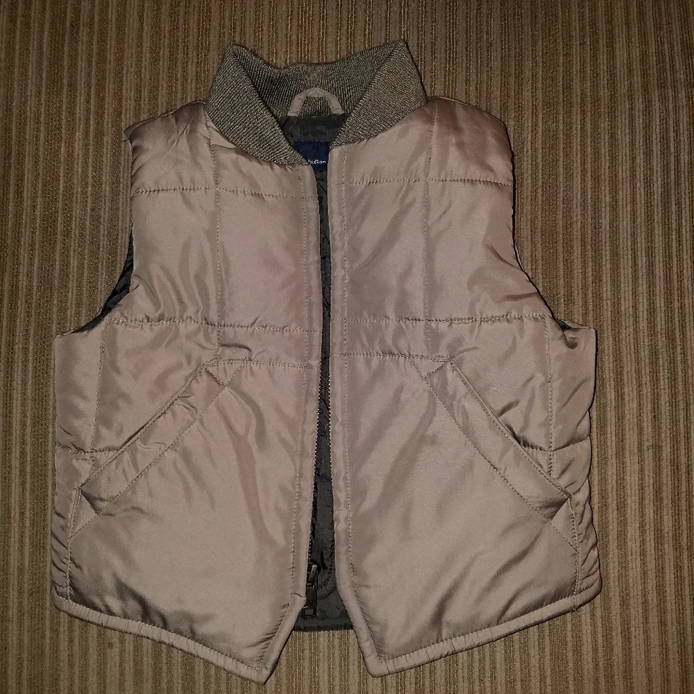 Gap vest