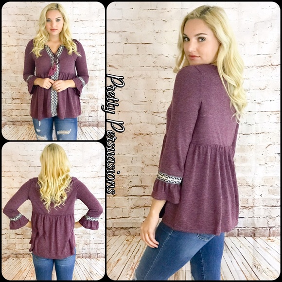 LAST ONE‼️Embroidered Bell Slv Hacci Babydoll Top - Picture 2 of 4