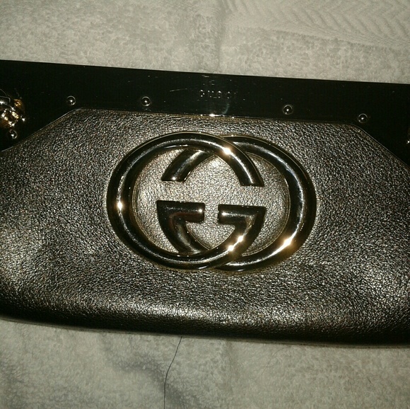 Gucci authentic gold leather clutch - Picture 1 of 3