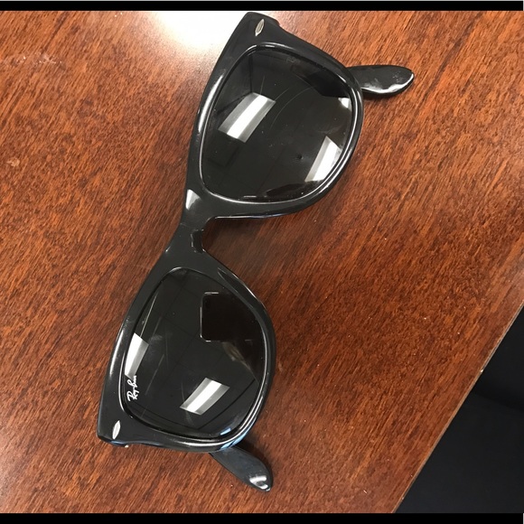 Ray-Ban Accessories - RayBan Wayfarer Folding Classic Sunglasses