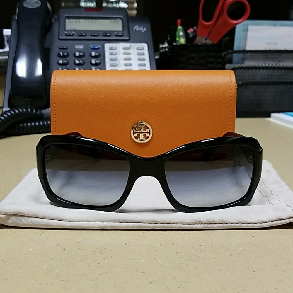 🕶🕶 Tory Burch Sunglasses TY9028 🕶🕶