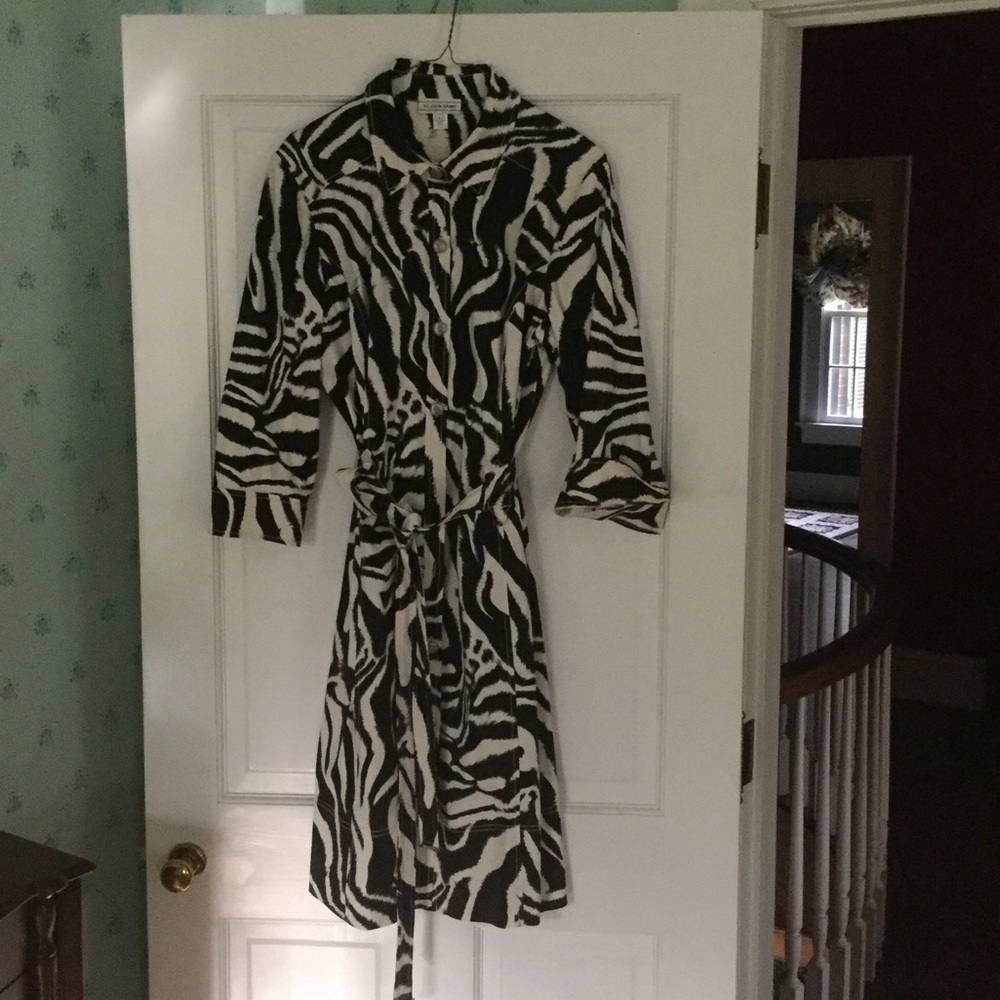 St. John. Cotton shirtwaist dress
