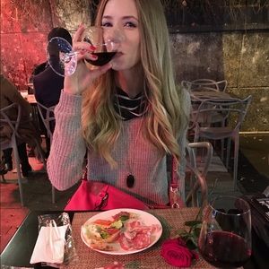 Meet your Posher, Kristina