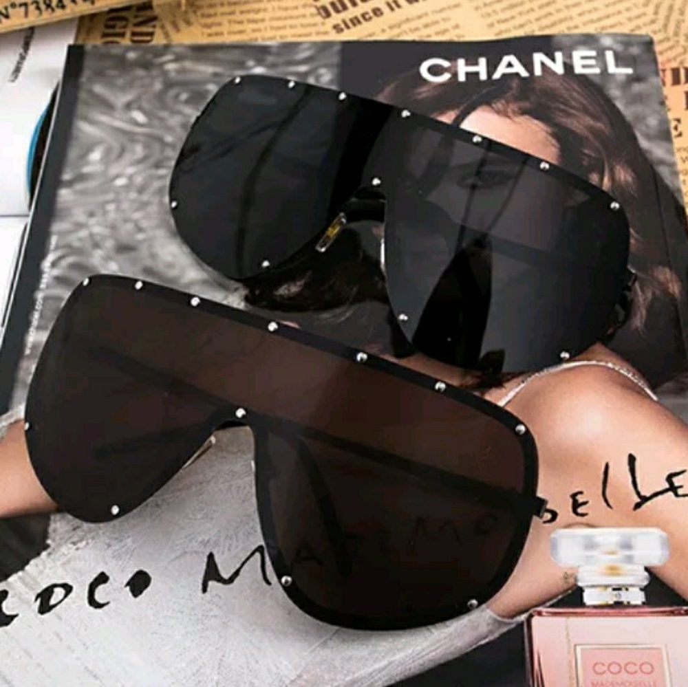 ❗LAST❗HP||🌟NEW! Gia Shield Sunnies BLACK - Picture 5 of 8