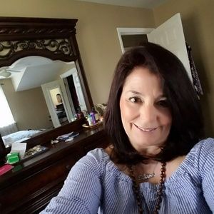 Meet your Posher, Eileen