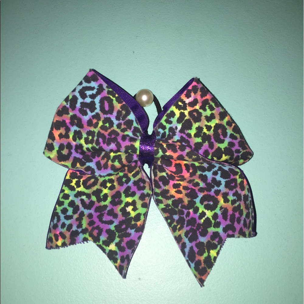 Cheer Bow