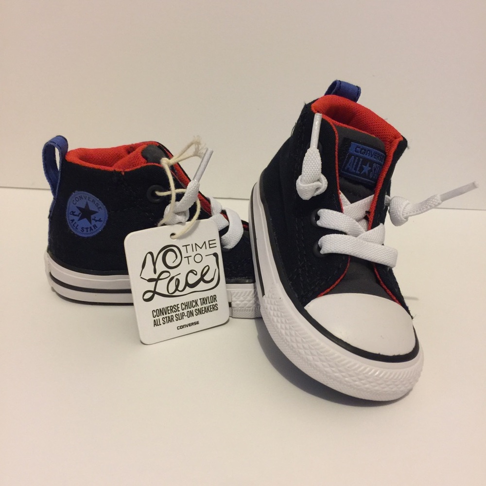 All Star Converse size 5 left!!