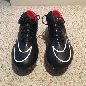 Nike Women's Mercurial Soccer Cleats