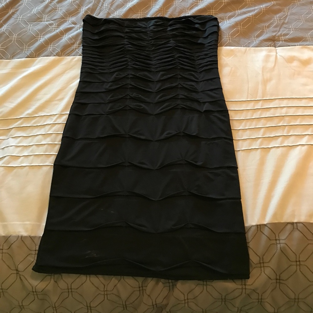Black Strapless Cocktail dress