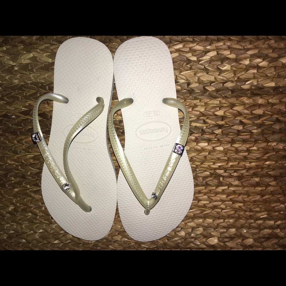White / Swarovski crystal Havaianas - NWOT