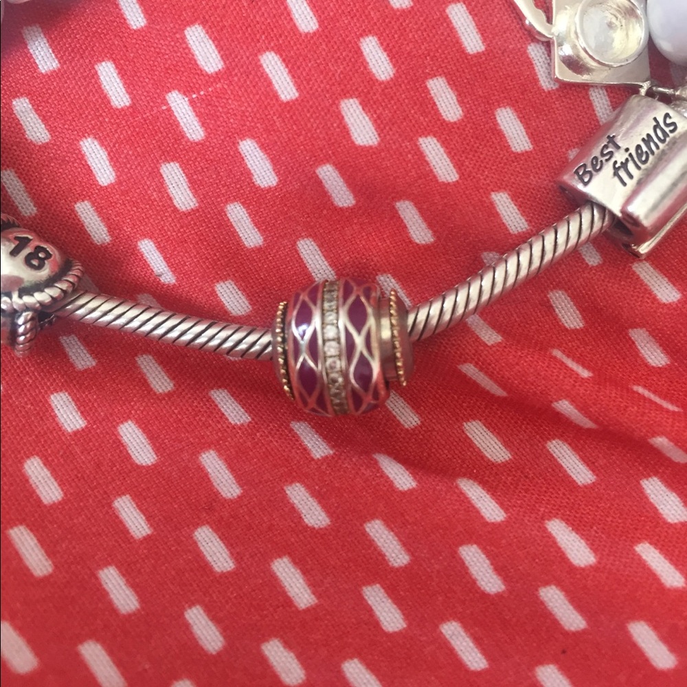 Pandora bead