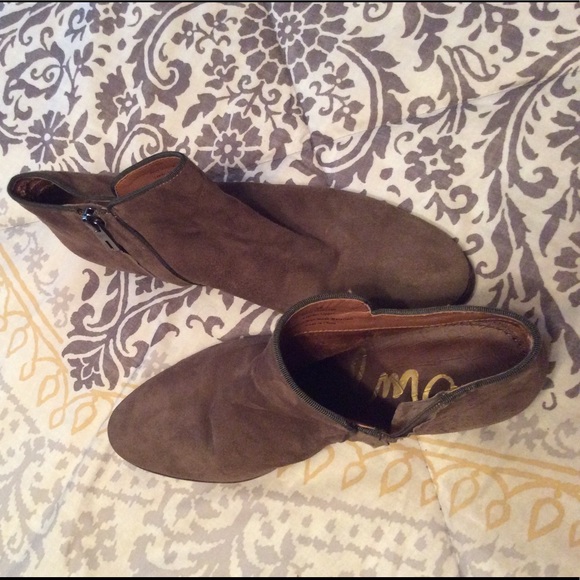 (Moss-Green) Suede Petty-Ankle Boot - Picture 4 of 6