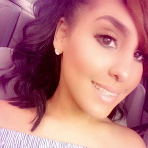 Meet your Posher, Emely