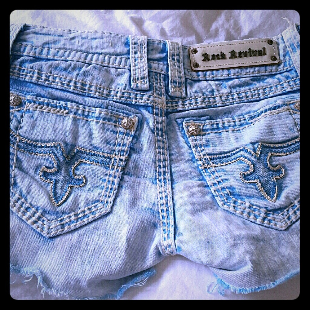 Rock Revival Jaclyn shorts sz 25