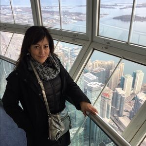 Meet your Posher, Gabriela