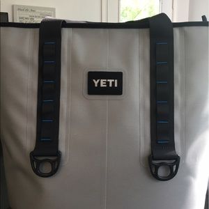 Yeti Cooler Hopper 40