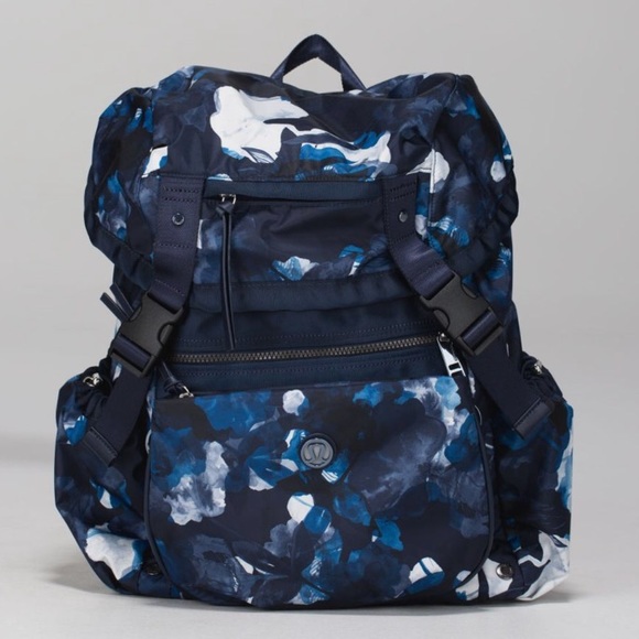 ISO TRAVELING YOGINI RUCKSACK