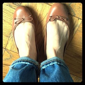 Taupe Ballerina Flats w/ Bow