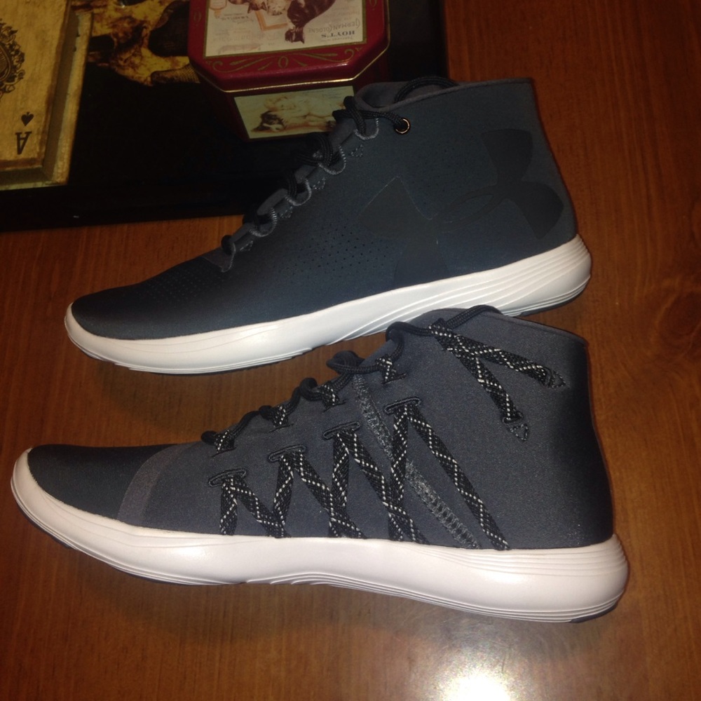 UA high tops NWOT