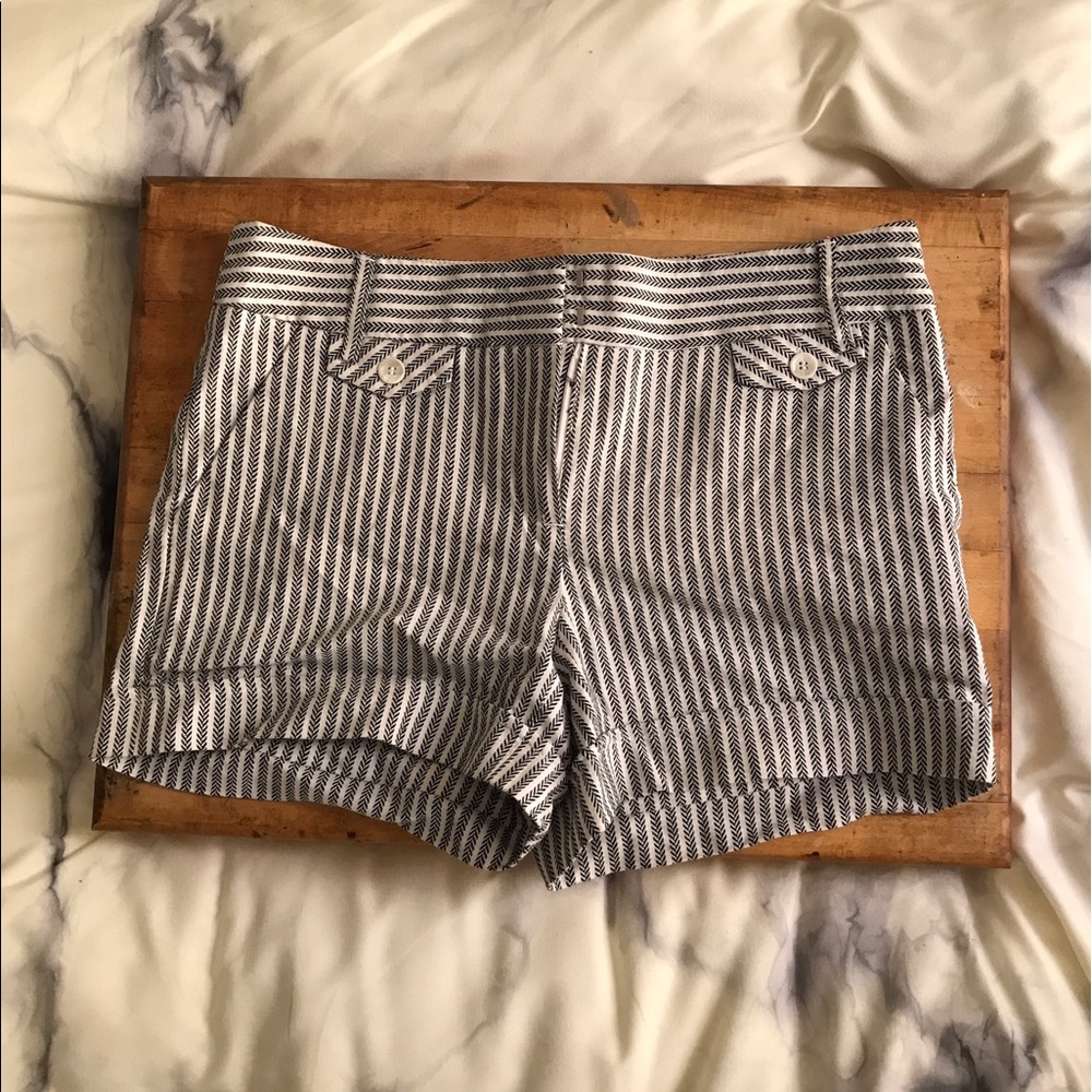 Patterned shorts
